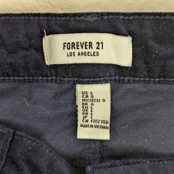 Forever 21║Navy Blue Velvet Miniskirt║Size L - Picture 3 of 3